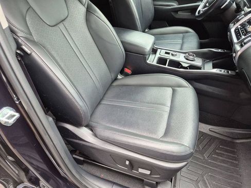 Certified 2023 Kia Sorento EX AWD/4WD image 27