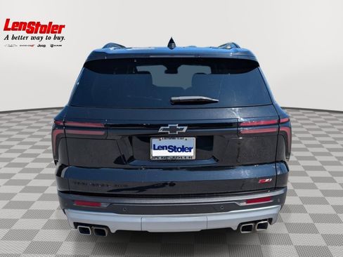 Used 2024 Chevrolet Traverse Z71 AWD/4WD image 4