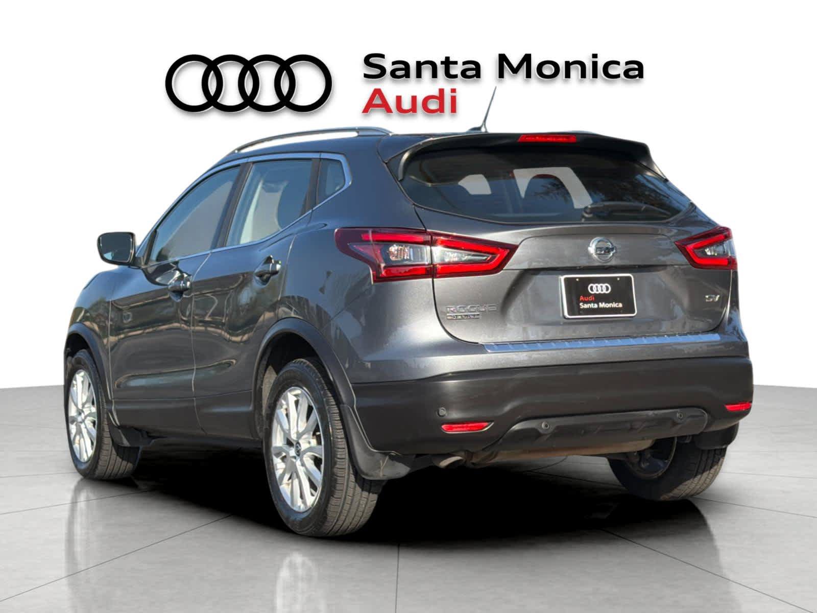 Used 2020 Nissan Rogue Sport SV FWD image 6