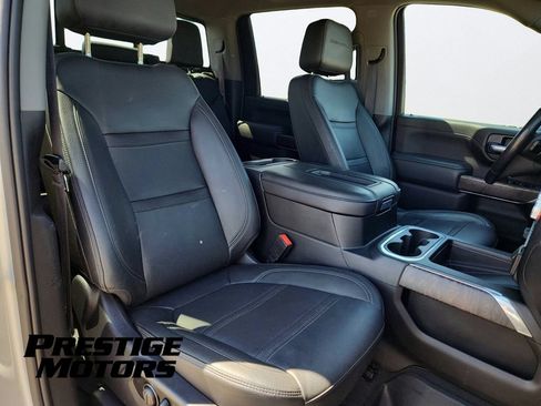 Used 2022 GMC Sierra 3500 Denali w/ Denali Ultimate Package AWD/4WD image 25