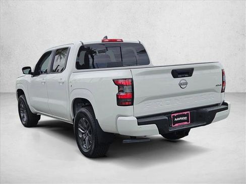 New 2026 Nissan Frontier SV AWD/4WD image 8