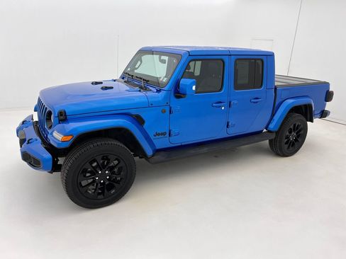 Used 2022 Jeep Gladiator Overland image 5