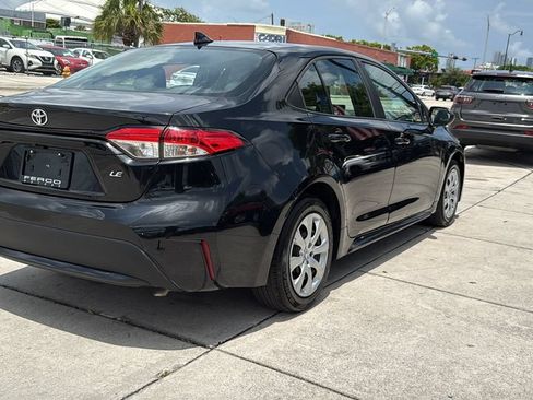 Used 2020 Toyota Corolla LE FWD image 14