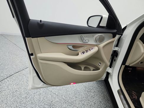 Certified 2023 Mercedes-Benz GLC 300 4MATIC Coupe image 15