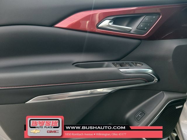 New 2026 Chevrolet Traverse RS w/ LPO, Floor Liner Package FWD image 21