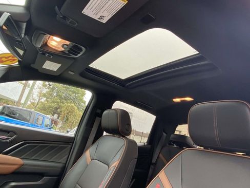 Used 2023 GMC Canyon AT4 w/ AT4 Premium Package image 15