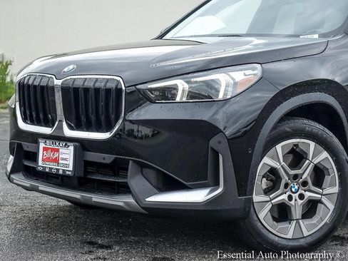 Used 2023 BMW X1 xDrive28i w/ Convenience Package AWD/4WD image 3