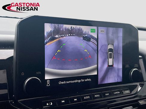 Used 2023 Nissan Pathfinder SL w/ SL Premium Package image 18