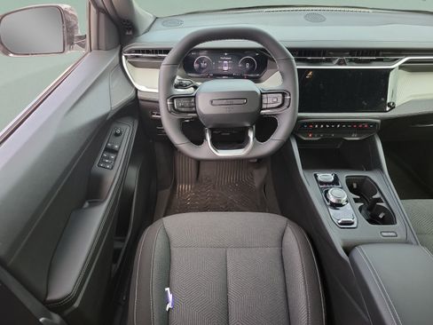 Certified 2026 Jeep Cherokee Laredo AWD/4WD image 8