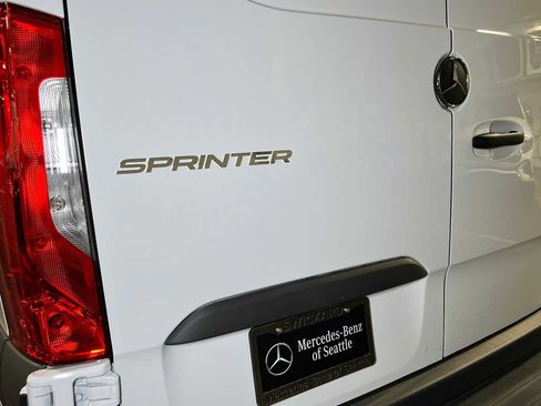 Used 2026 Mercedes-Benz Sprinter 2500 image 15