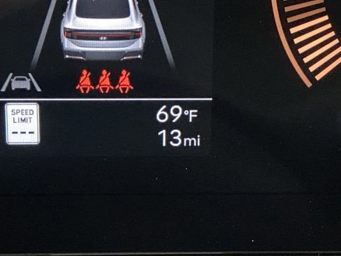 New 2025 Hyundai Sonata SEL image 6