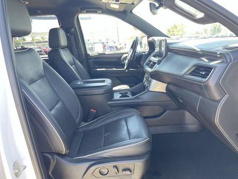 Used 2021 GMC Yukon SLT AWD/4WD image 27