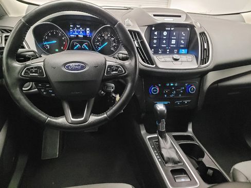 Used 2017 Ford Escape SE w/ Equipment Group 201A FWD image 22