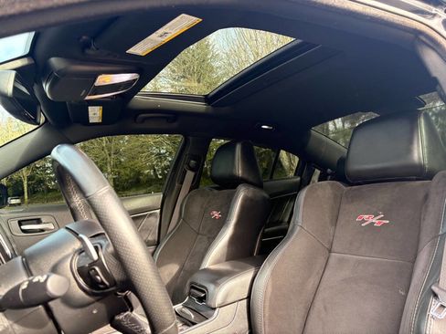 Used 2016 Dodge Charger R/T image 9