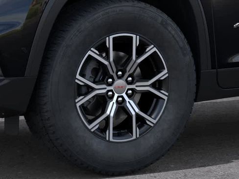 New 2026 GMC Acadia AT4 w/ Luxury Package image 9