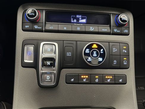 Used 2021 Hyundai Palisade Limited w/ Winter Package image 31