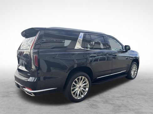 Used 2023 Cadillac Escalade Premium Luxury image 11