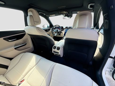 Used 2024 Mercedes-Benz C 300 Sedan image 29