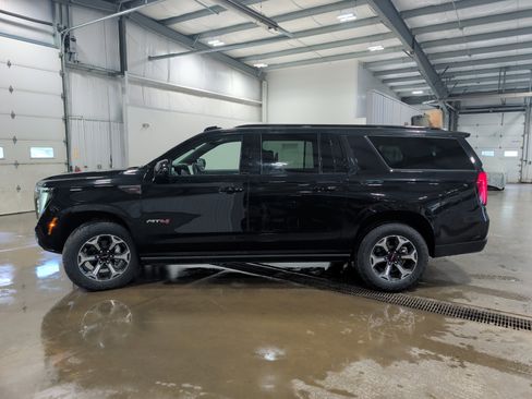 Used 2026 GMC Yukon XL AT4 Ultimate w/ LPO, Floor Liner Package AWD/4WD image 5