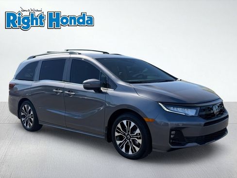 New 2026 Honda Odyssey Elite image 9