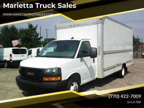 Used 2021 GMC Savana 3500 Extended w/ Power Convenience Package RWD image 1