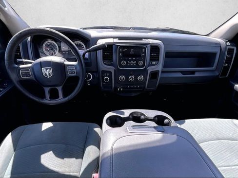 Used 2015 RAM 2500 Tradesman w/ Chrome Appearance Group image 16