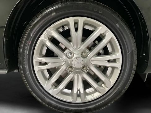 Used 2023 Mitsubishi Mirage G4 SE FWD image 28