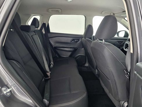 Used 2024 Nissan Rogue S FWD image 12