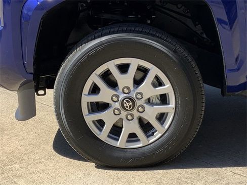 Certified 2025 Toyota Tacoma SR5 image 9