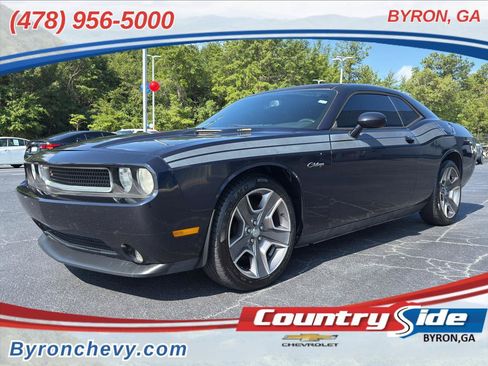 Used 2012 Dodge Challenger R/T RWD image 1