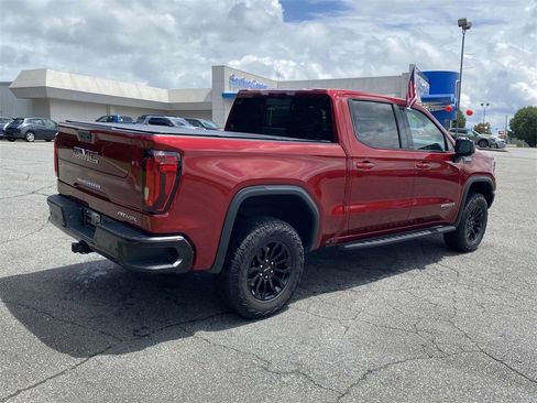 Used 2023 GMC Sierra 1500 AT4X image 5