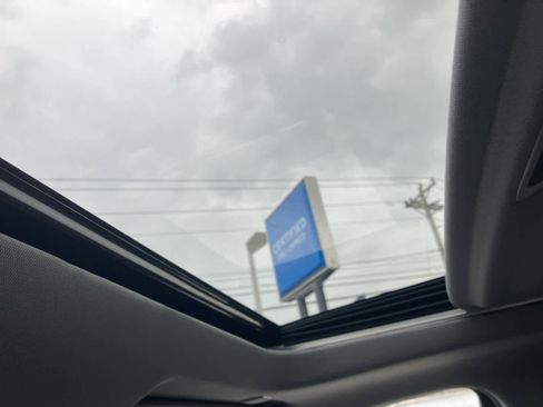 New 2026 GMC Sierra 1500 SLT w/ SLT Premium Package image 24