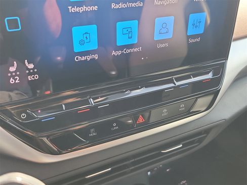 Used 2022 Volkswagen ID.4 Pro S image 25