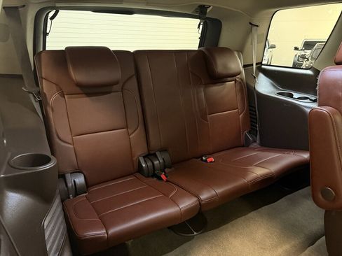 Used 2018 Chevrolet Tahoe Premier AWD/4WD image 35