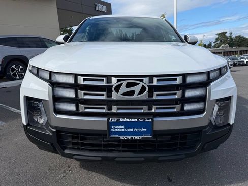 Certified 2025 Hyundai Santa Cruz SE FWD image 8