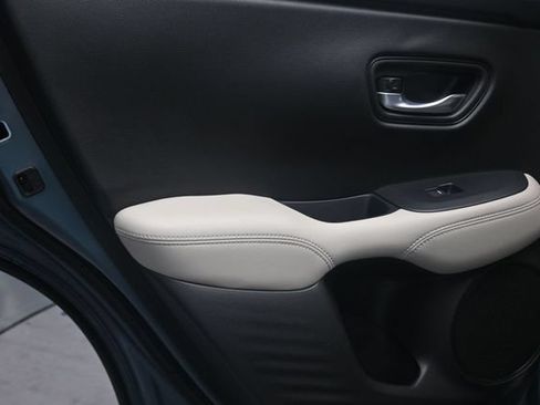 Used 2025 Honda HR-V LX image 21