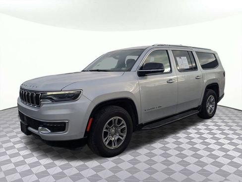 Used 2024 Jeep Wagoneer L 4WD image 7