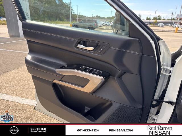 Certified 2024 Nissan Pathfinder Platinum w/ Cargo Package FWD image 26