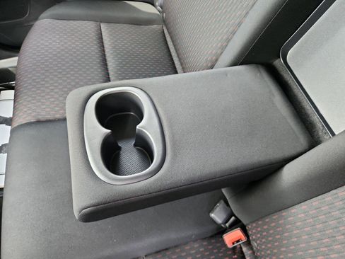 Used 2018 Mitsubishi Outlander Sport ES AWD/4WD image 12
