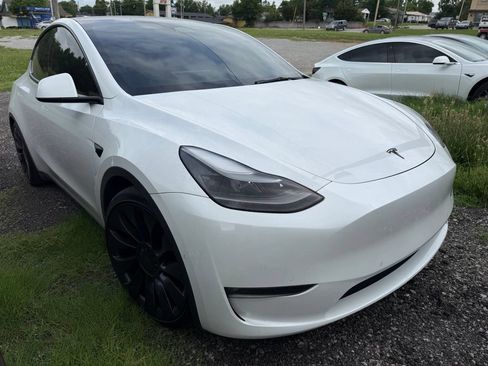 Used 2022 Tesla Model Y Performance AWD/4WD image 8