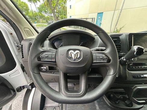 Used 2023 RAM ProMaster 2500 FWD image 15