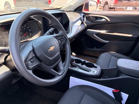 Used 2026 Chevrolet Trax LS FWD image 14