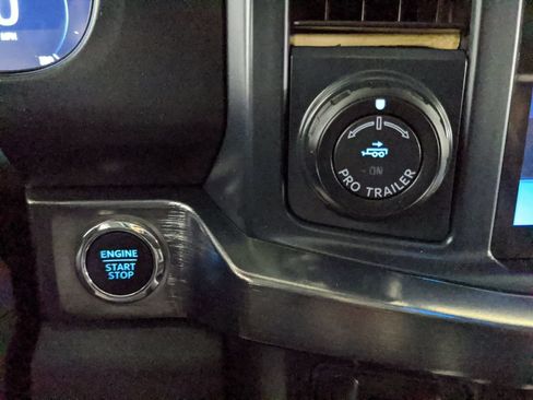 Certified 2025 Ford F350 Lariat w/ Lariat Ultimate Package AWD/4WD image 11