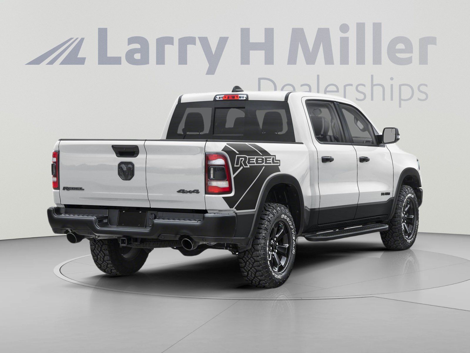 Used 2023 RAM 1500 Rebel w/ Rebel Level 1 Equipment Group AWD/4WD image 4