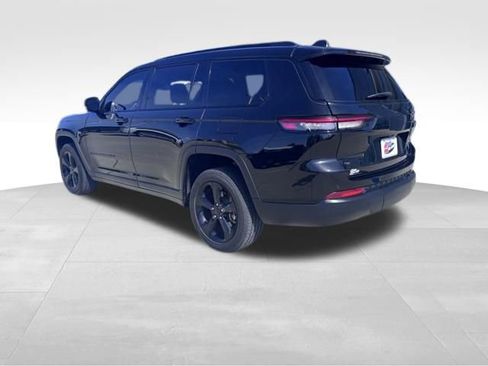 Used 2023 Jeep Grand Cherokee L Laredo AWD/4WD image 3