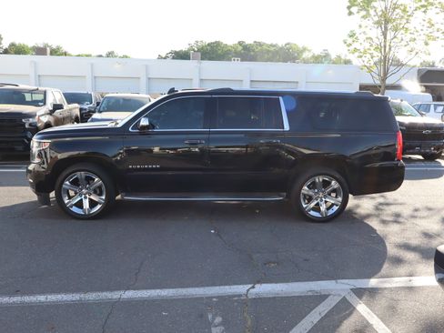 Used 2016 Chevrolet Suburban LTZ image 18