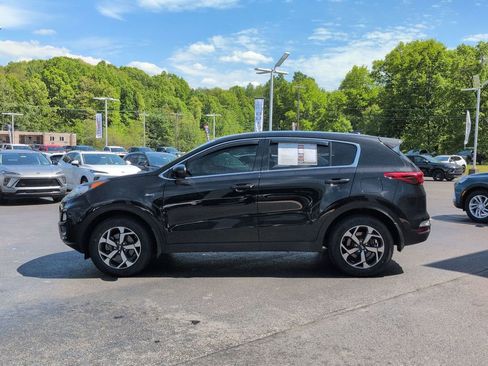 Used 2020 Kia Sportage LX AWD/4WD image 8