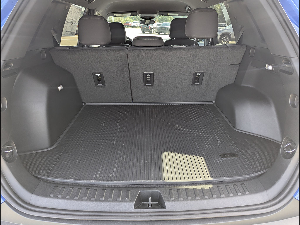 New 2027 GMC Terrain Elevation w/ LPO, Floor Liner Package AWD/4WD image 15