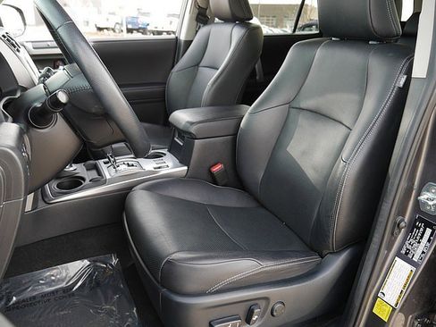 Used 2023 Toyota 4Runner Limited image 14