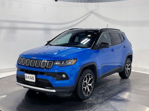 Used 2025 Jeep Compass Limited AWD/4WD image 8